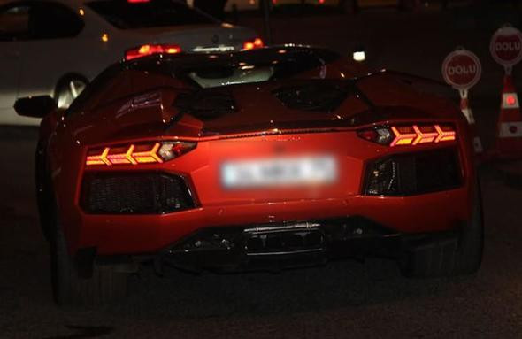 Lamborghini artık düğün arabası!